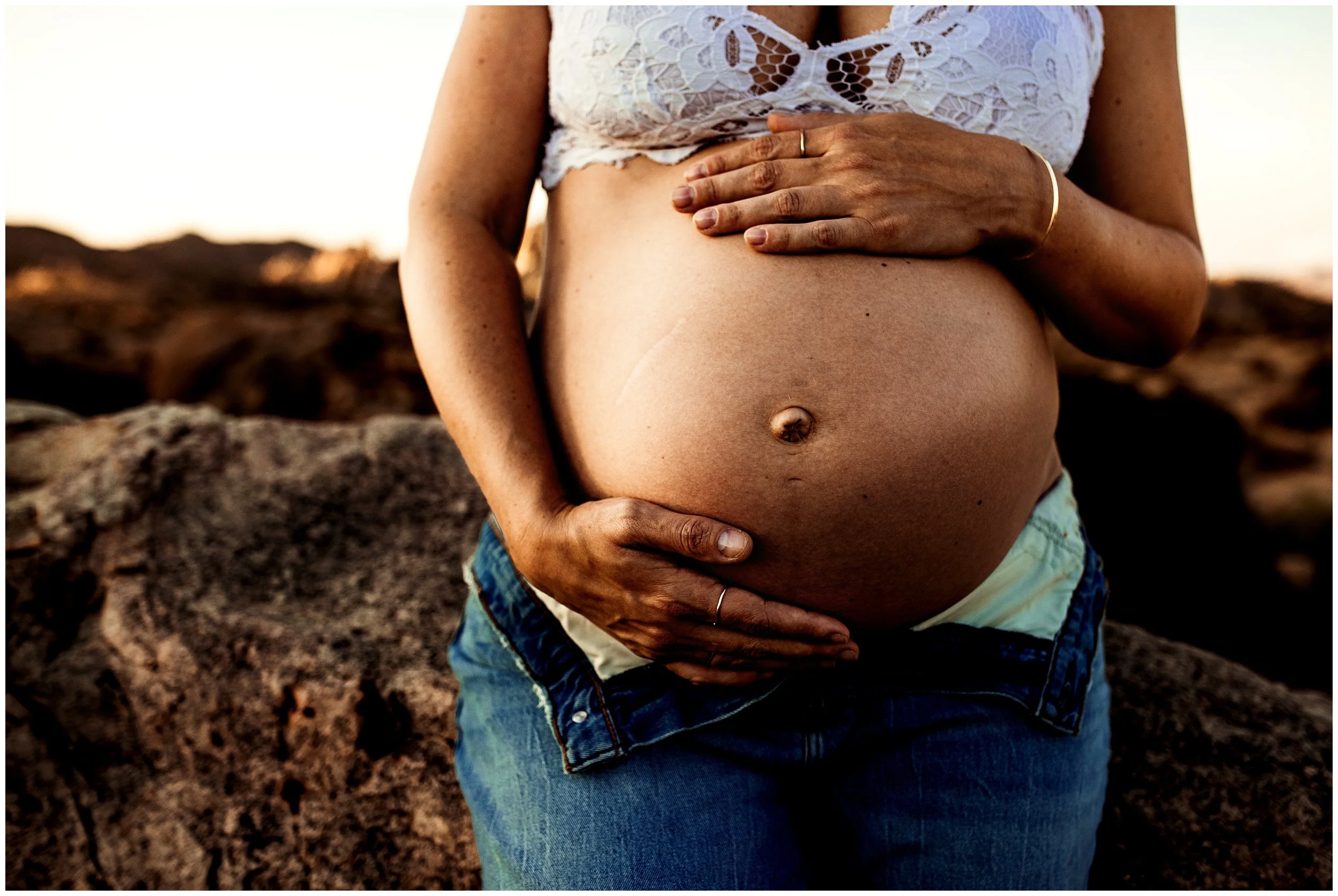 joshua-tree-maternity-photographer_0037.jpg