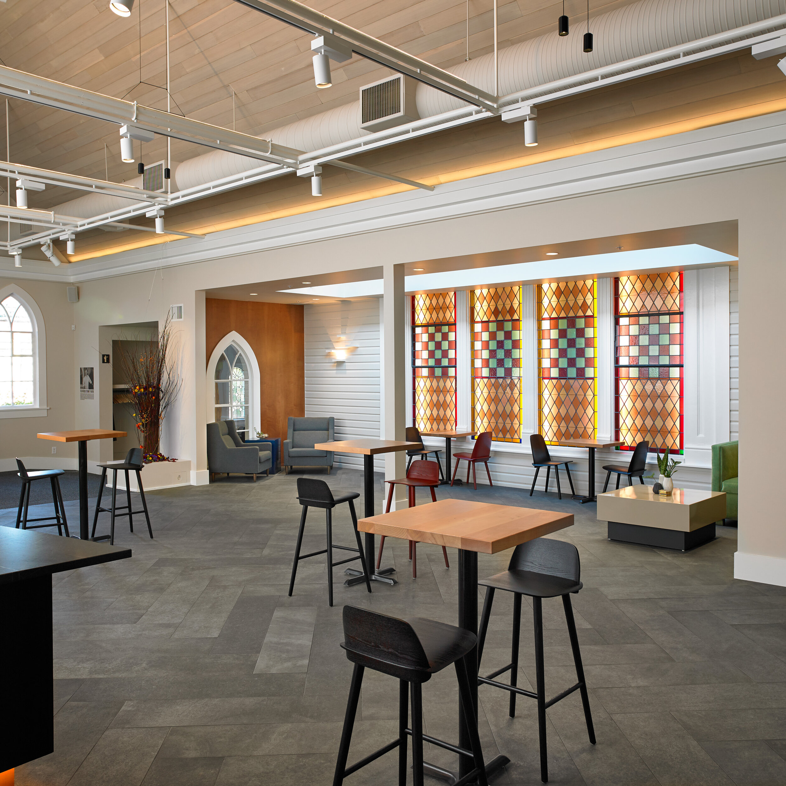 lobby_159308.jpg