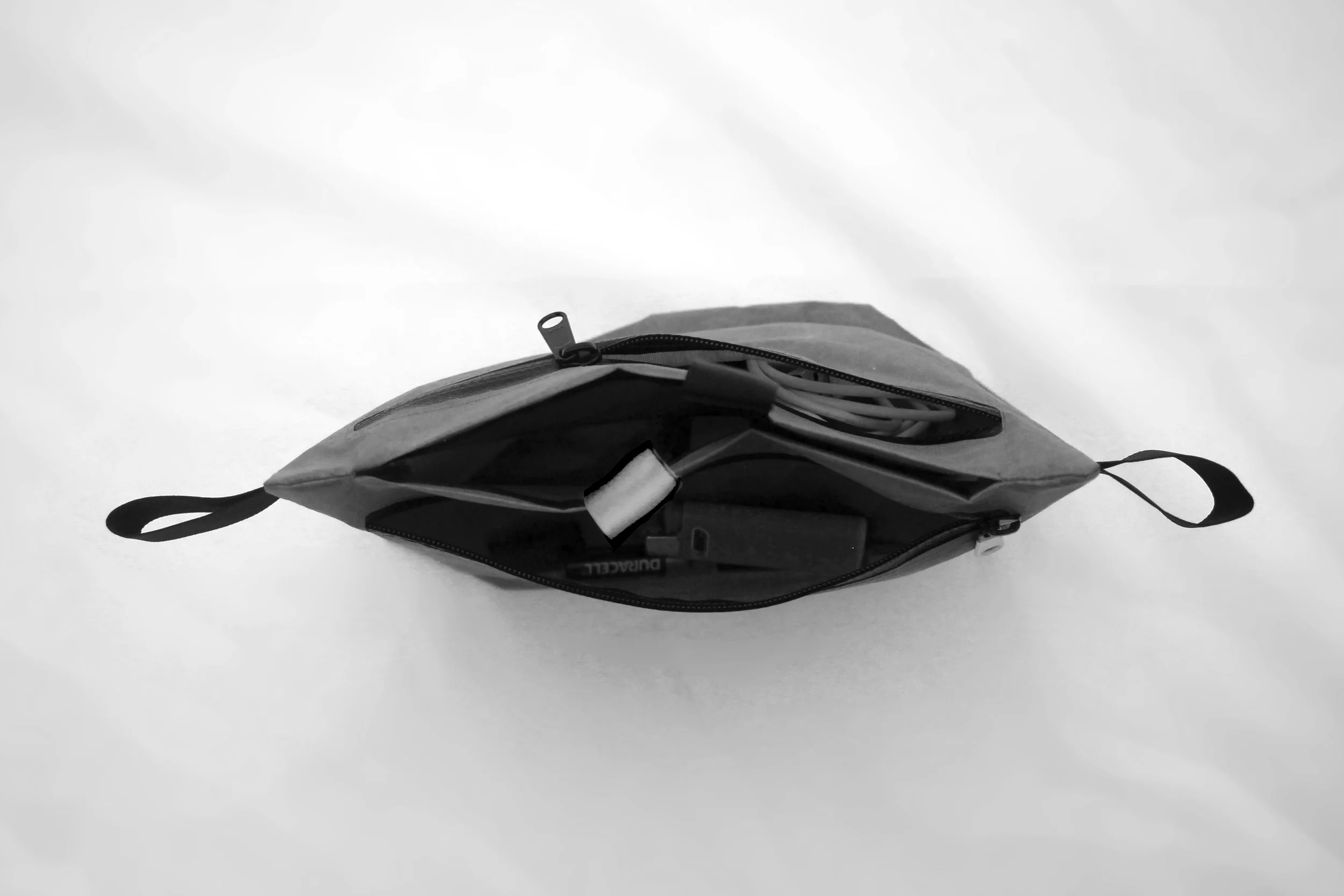 Hawbuck Tripocket H07 Dyneema Composite Fabric Hybrid Three Pockets view.jpg