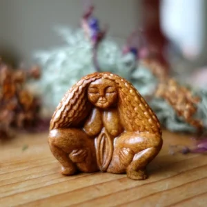 Rhiannon the Sheela-na-Gig from www.avocadostonefaces.com . Isn't she lovely?!