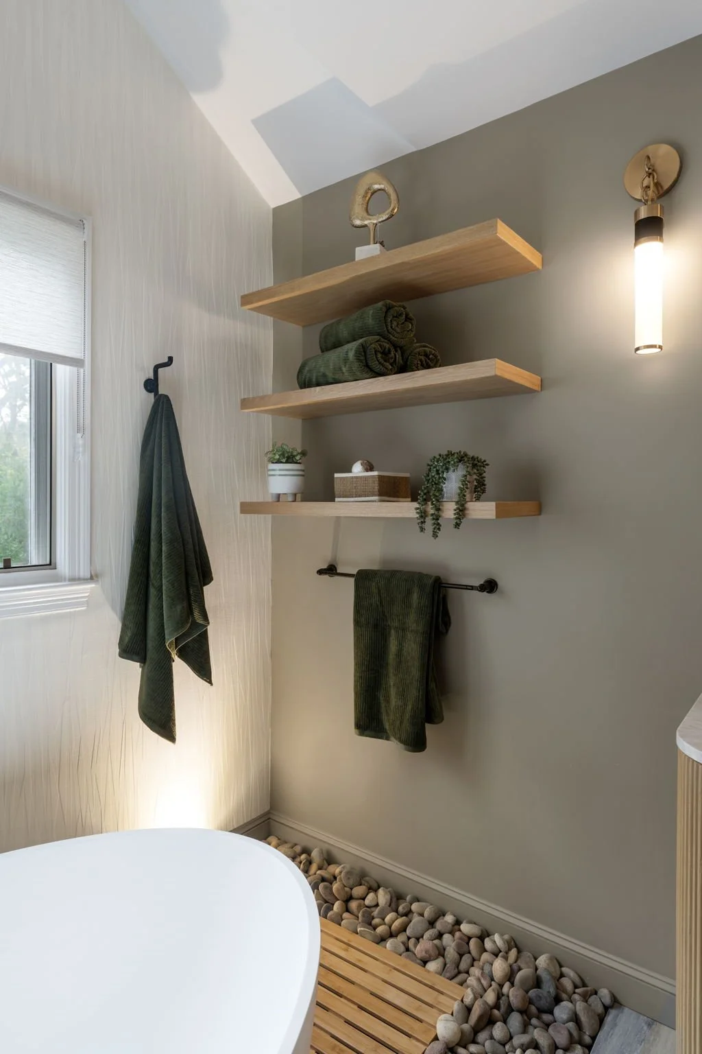 Clark50-web-or-mls-SHA08793.jpg