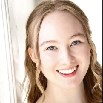 Alexis Clark - Hartt - Acting