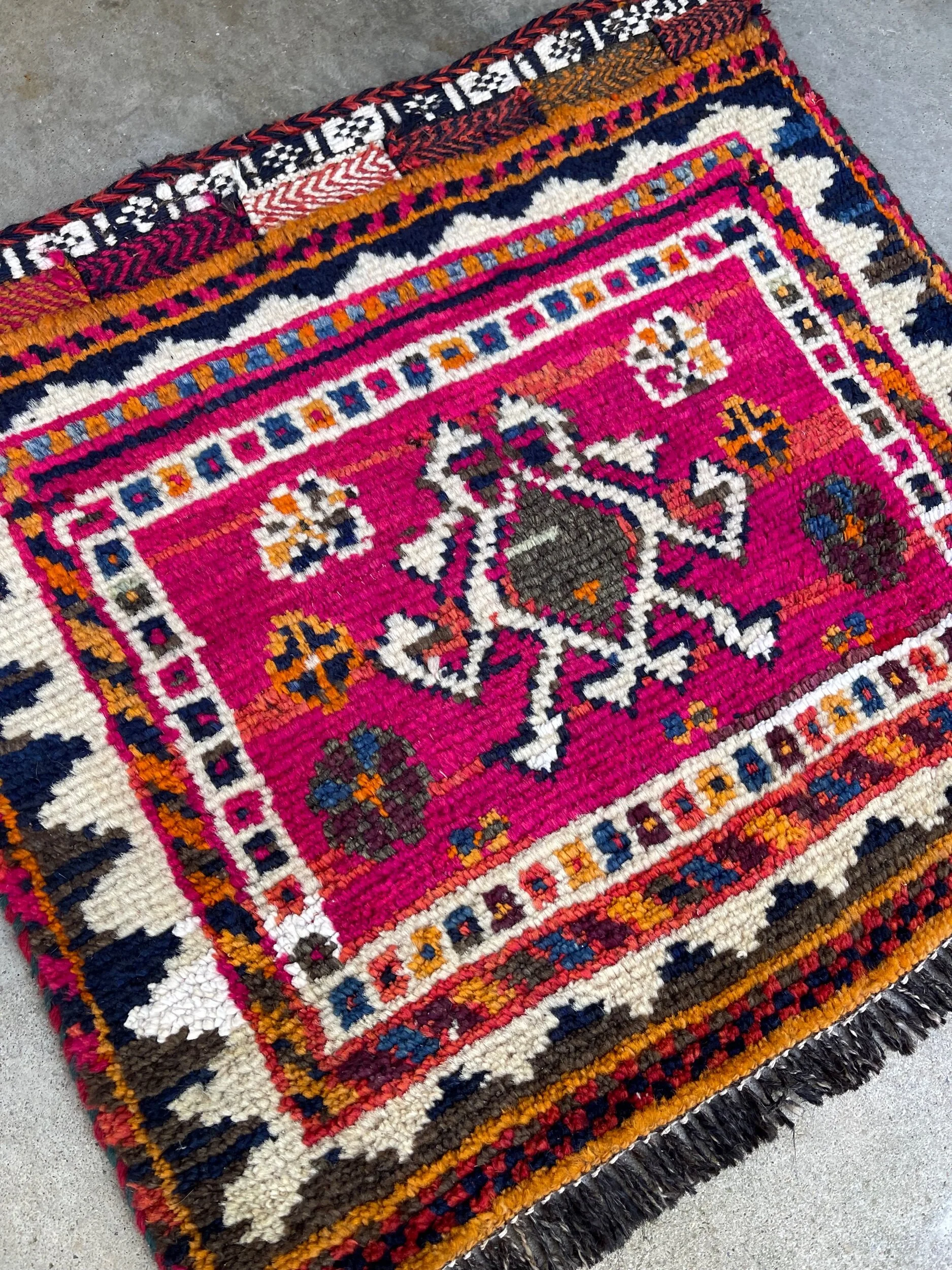 AD4F318C-6FD5-4B90-BFD7-F3F80E8C67DD