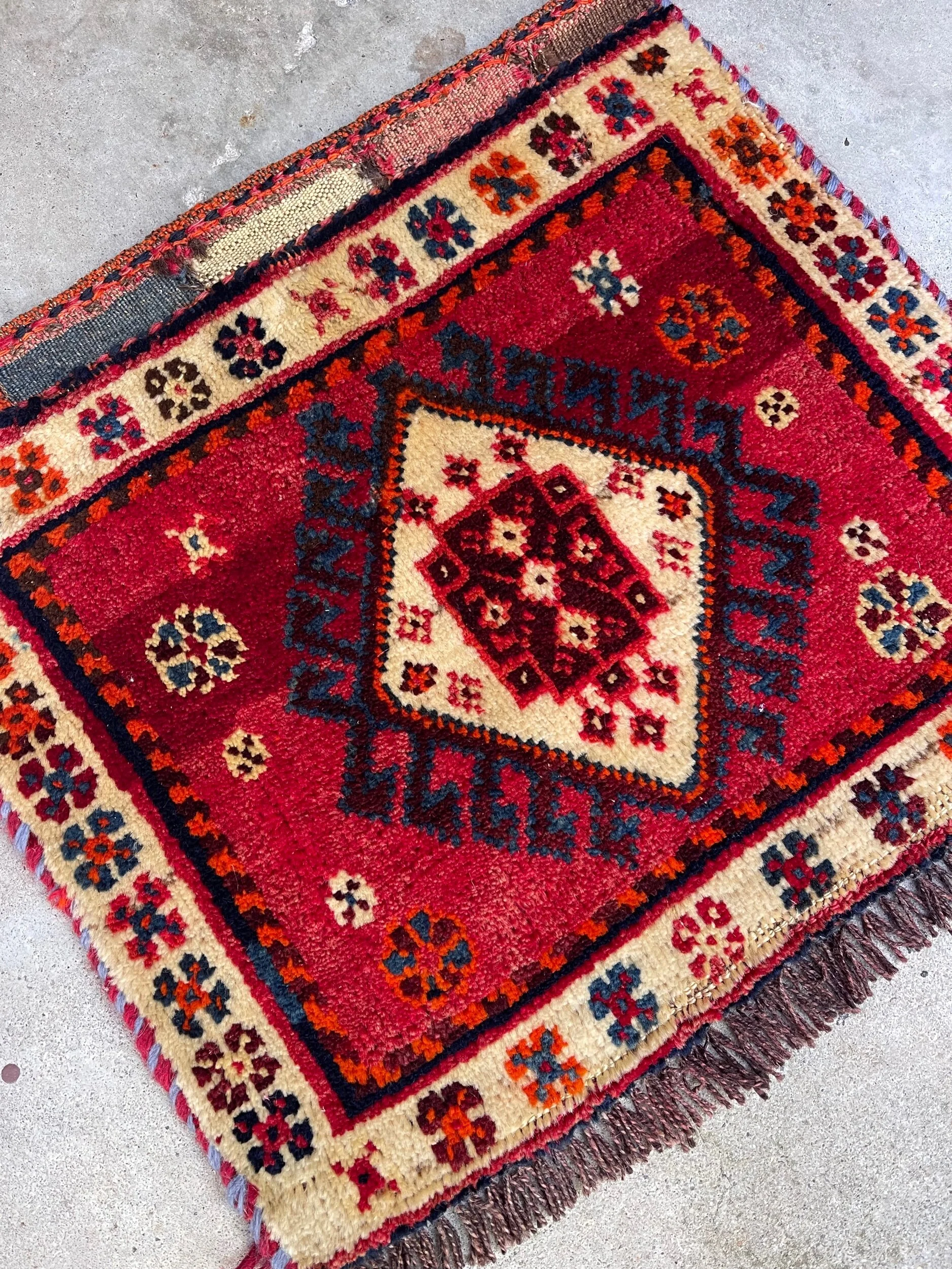 12F37146-97E5-440E-AF9A-BB502CCBE0C7