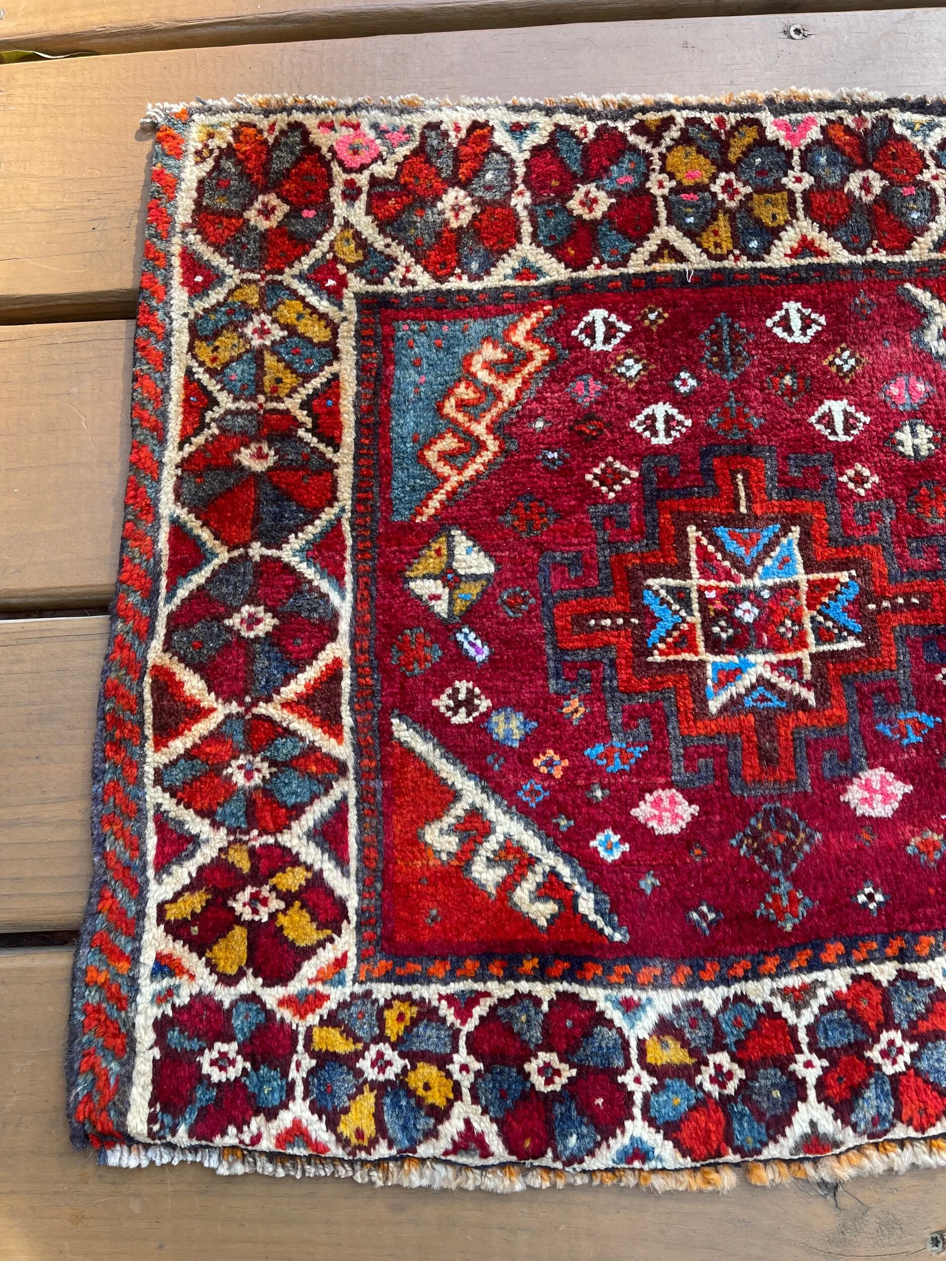 9CF41A0A-7CF6-4DD4-81A7-01A873D48113