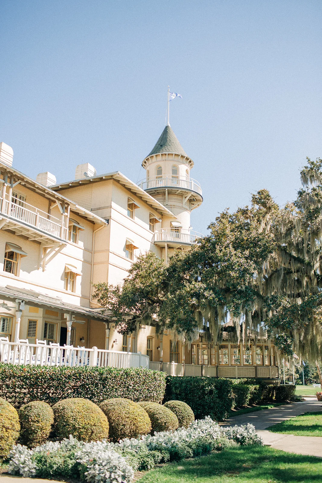 Jekyll Island Club Hotel shot by Caitlin Lee