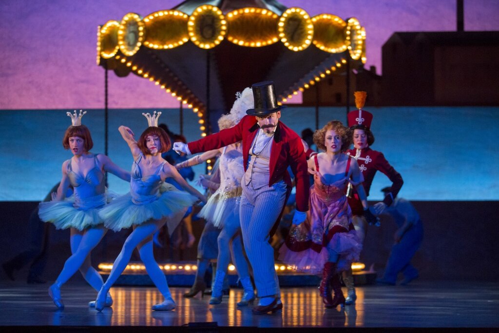 03_Company_CAROUSEL_LYR150407_0056_cTodd_Rosenberg-1024x683.jpg