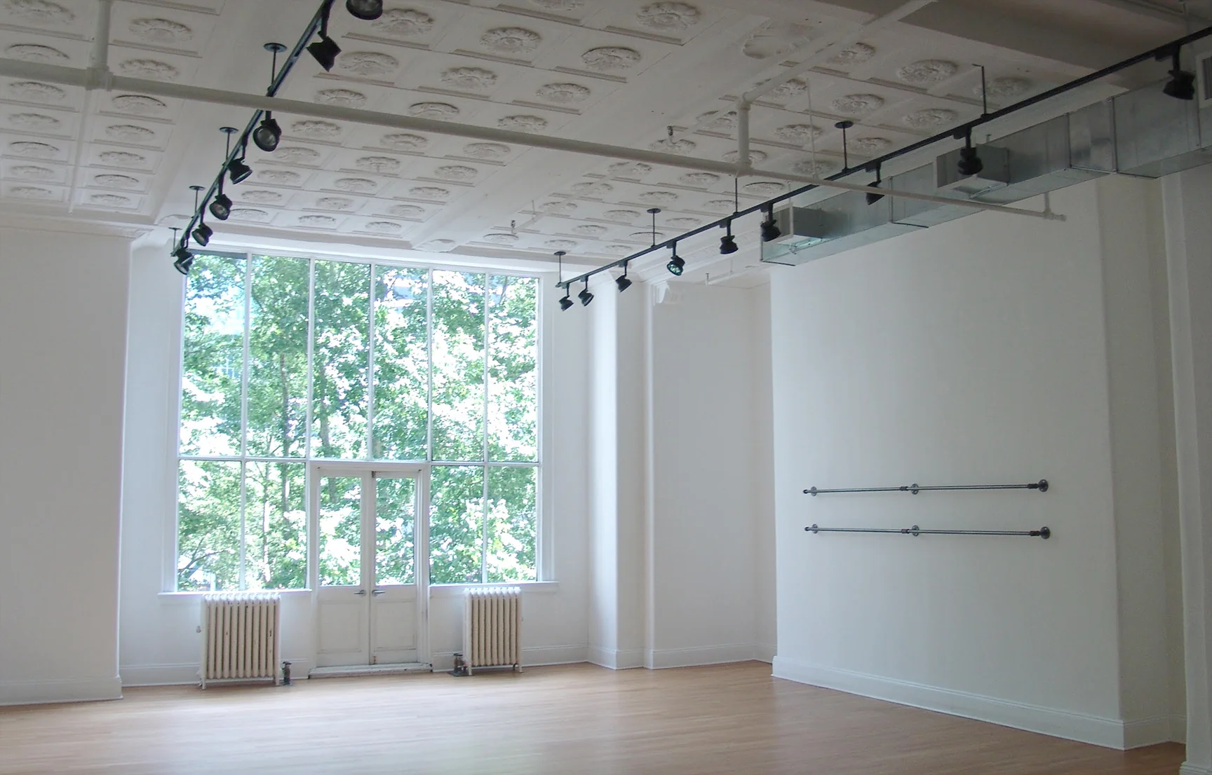 Bryant Park Studios, 80 West 40 - Suite 40