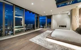 Paradies 2: ein Schlafzimmer für Schlawiner