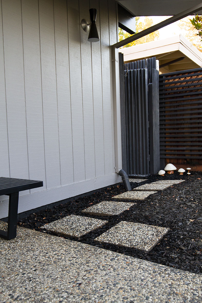 MCM_SideYard_Finish03.jpg