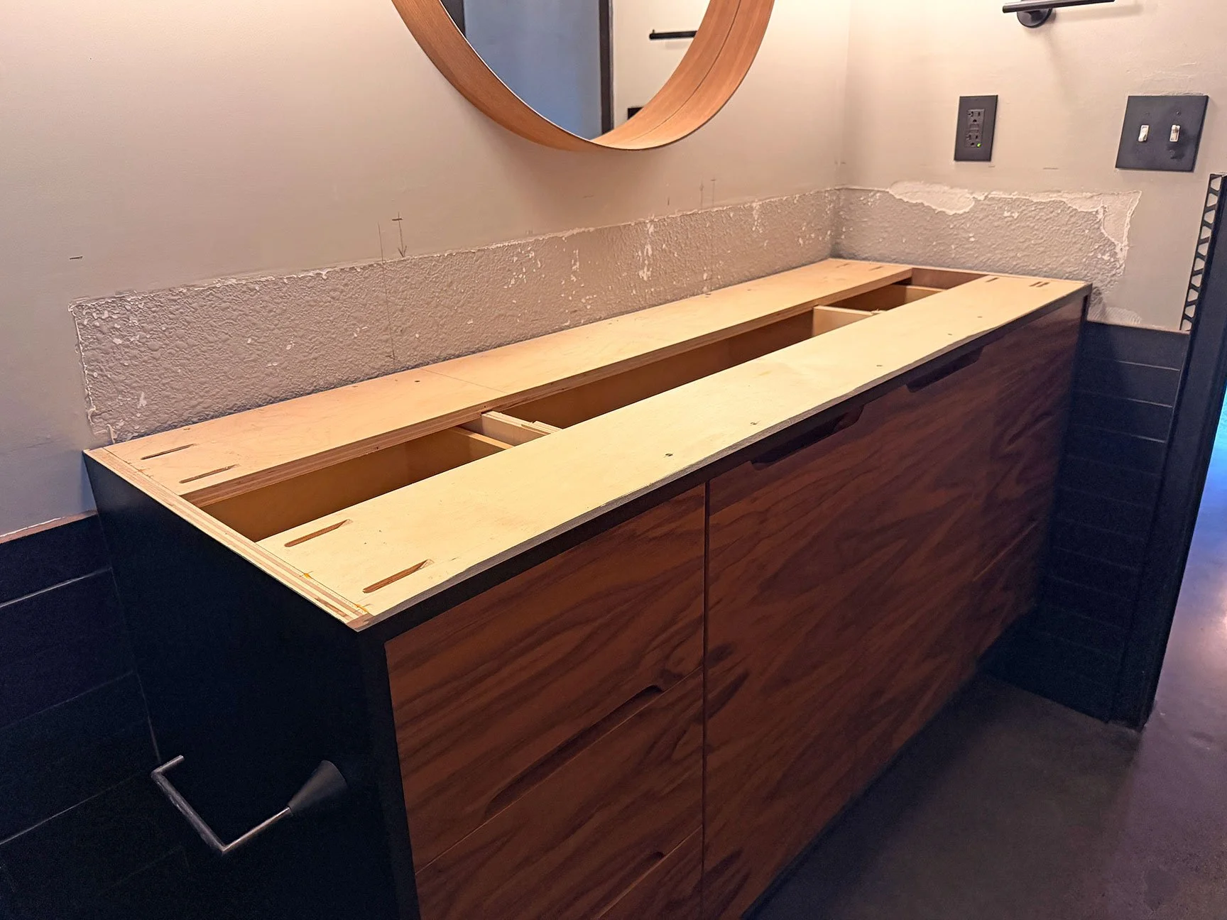 MCM_Vanity01.jpg