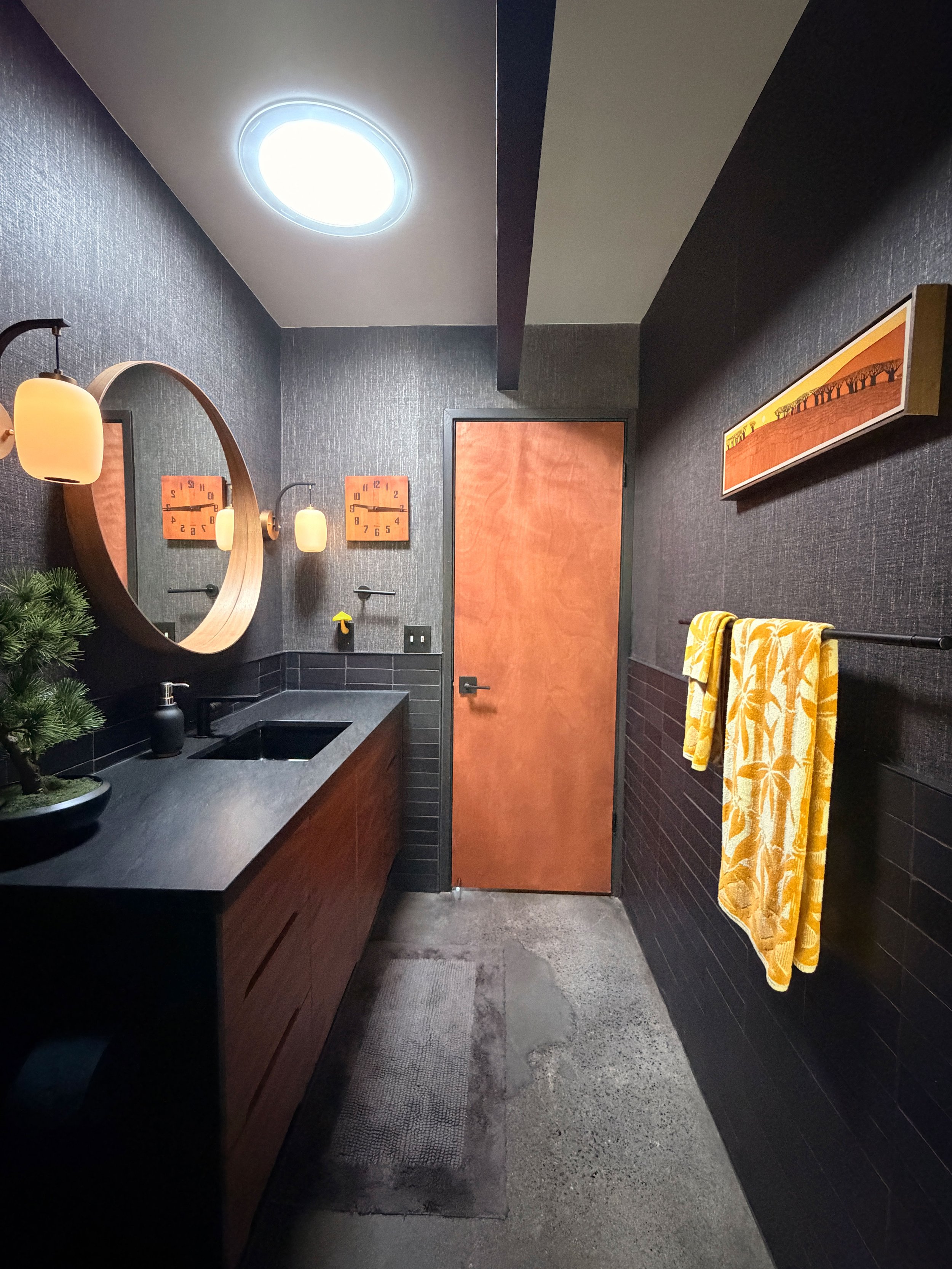 MCM_MasterBathFeature02.jpg