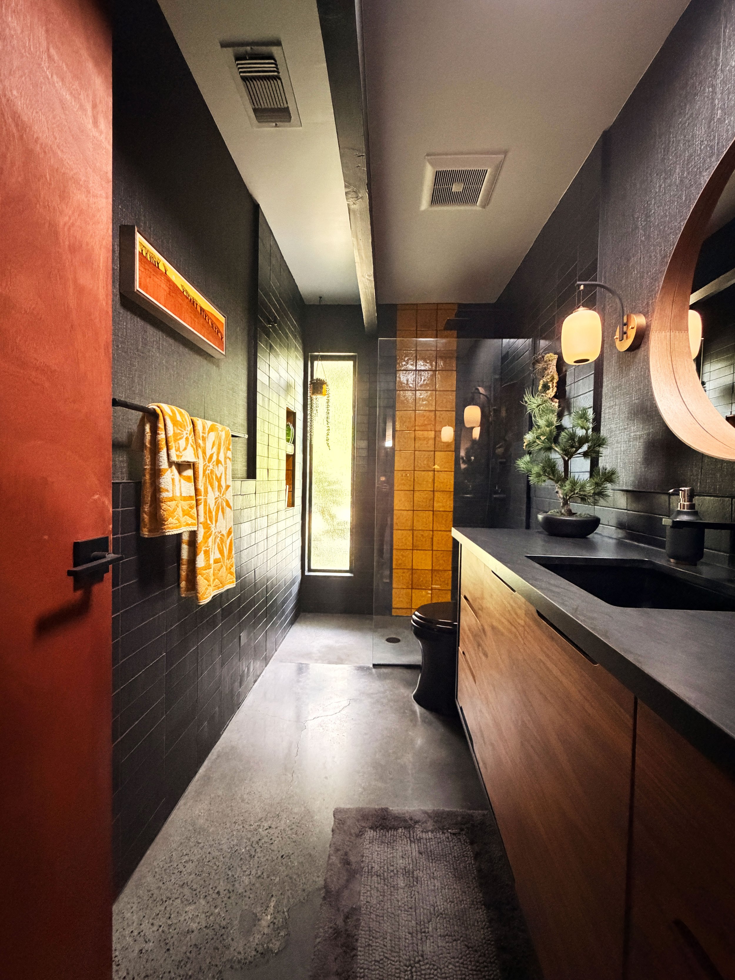 MCM_MasterBathFeature03.jpg