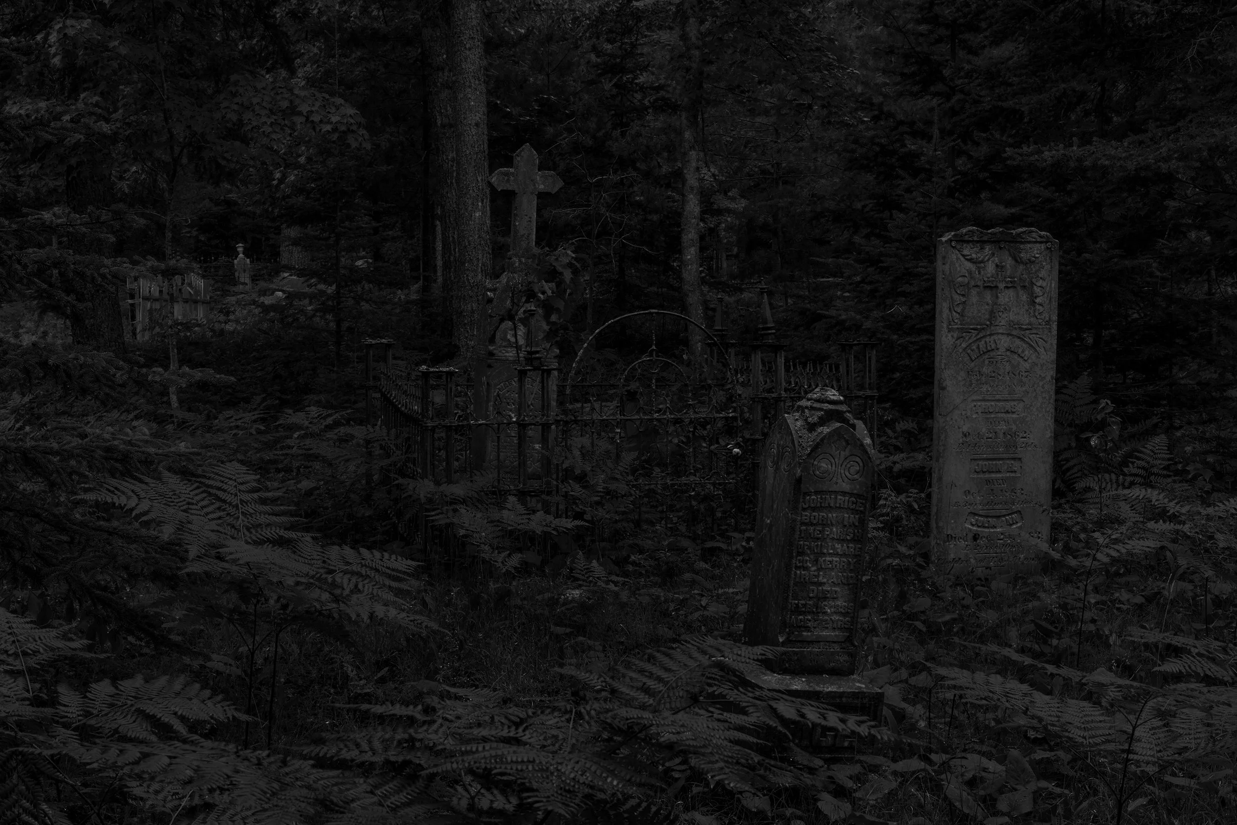 Pine Grove Cemetry2.jpg
