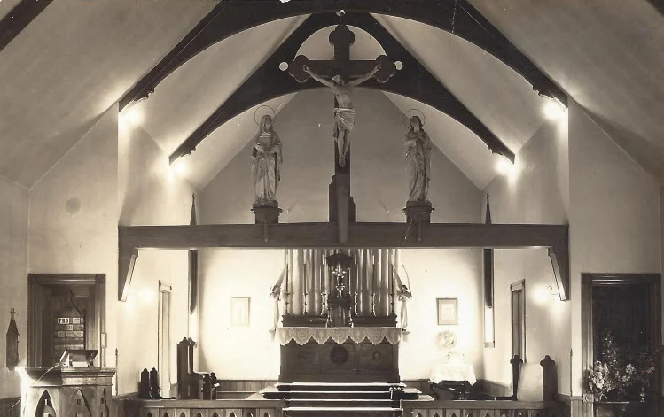 One of the earliest images available of the interior of the Church. It is likely that this was the visual experience for early congregants from 1894 until the mid 20th century.