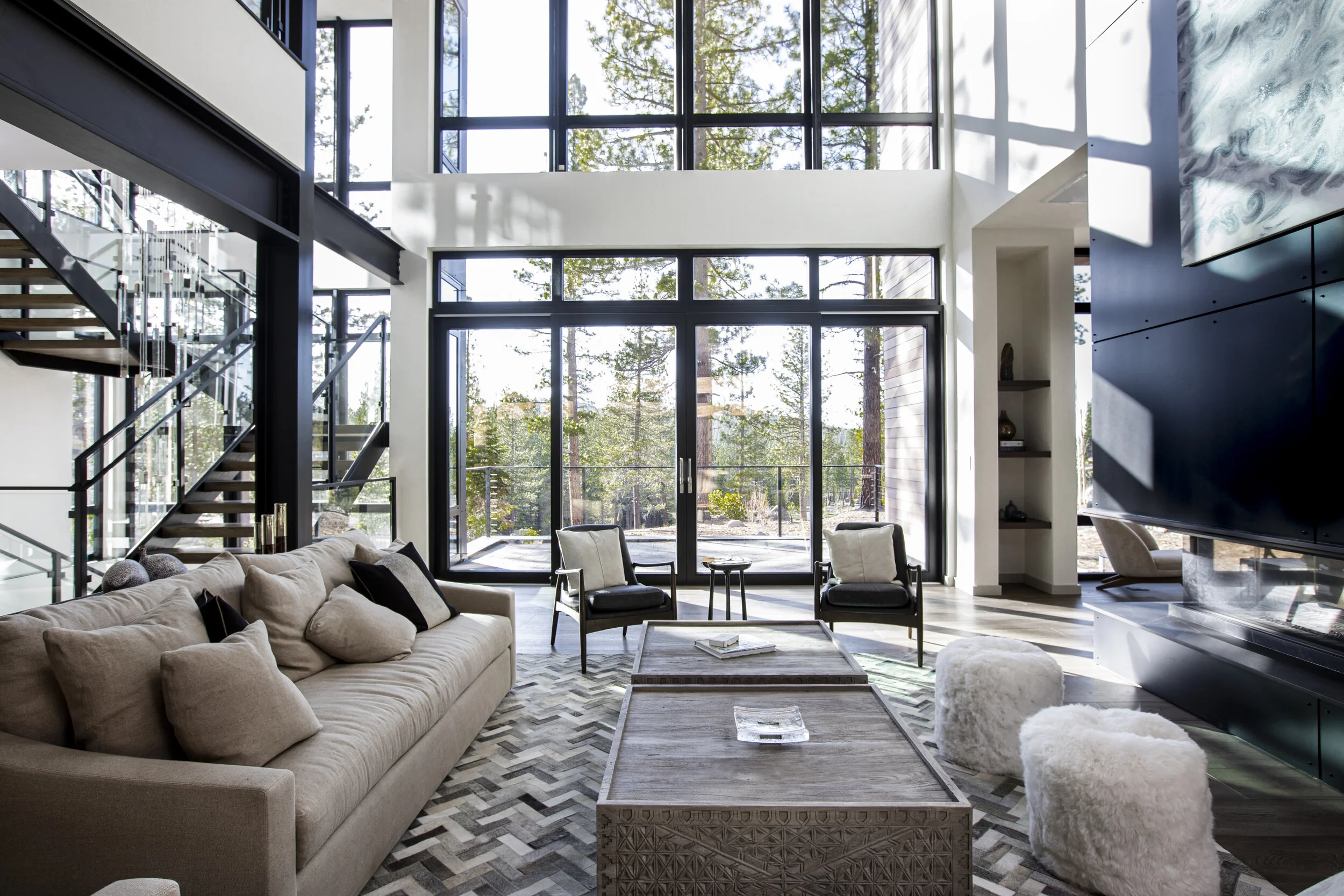 6040 Villandry_Living Room.JPG