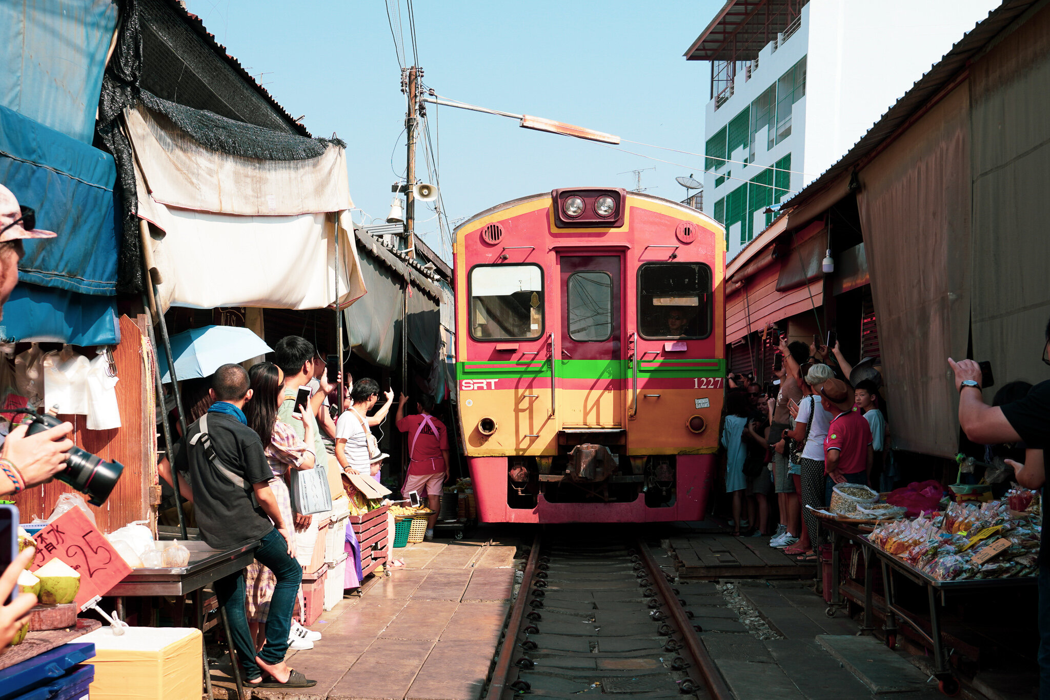 Maeklong Railway Market