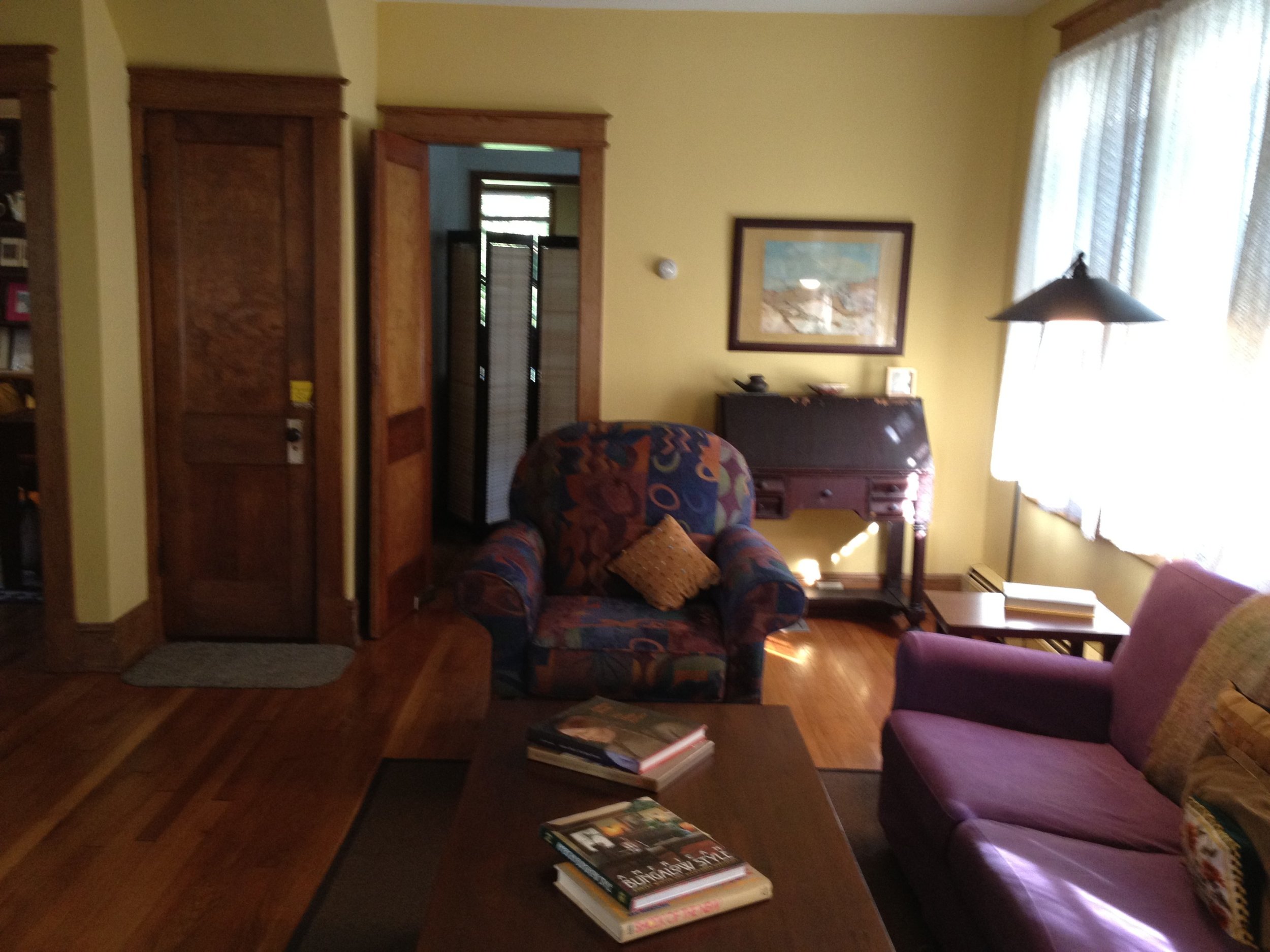 Living room 4227.JPG