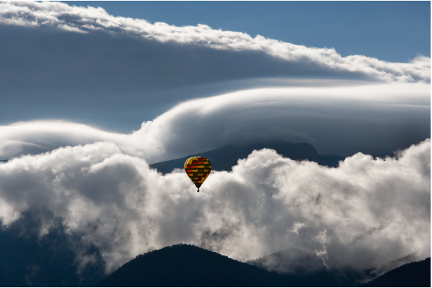 Dwight-Talley-Photography-In-the-Clouds-Balloons.png