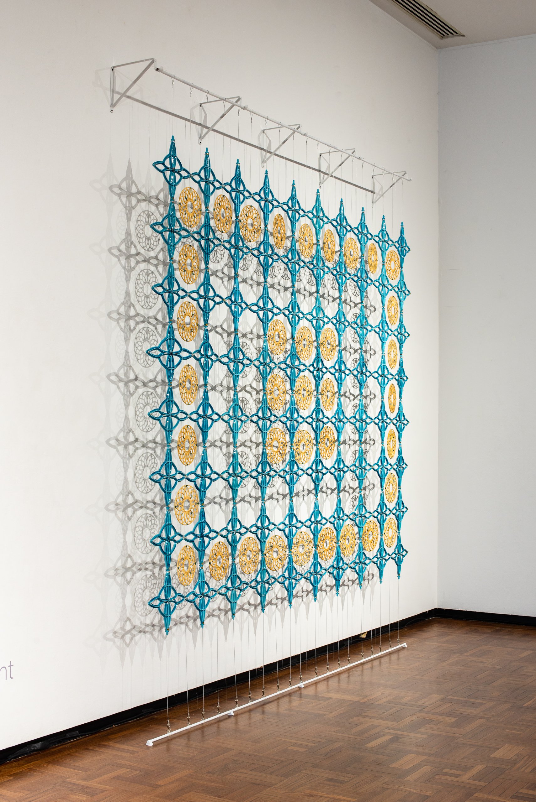 Lattice Screen, Cone 6, 10 ft x 8 ft x 0.5 in, Photo: Stephanie Gerhart