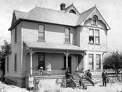 Dudley House.jpg