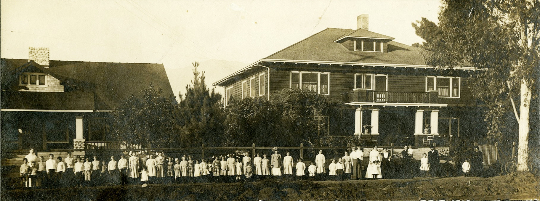 Pasadena Childrens Training School, where Evelyn, Alice and Jesse Hunt were enrolled, about 1909. (Alice A. Thurman Collection)