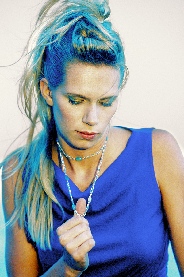 Portrait | Location Exteriors | Stylized Lighting