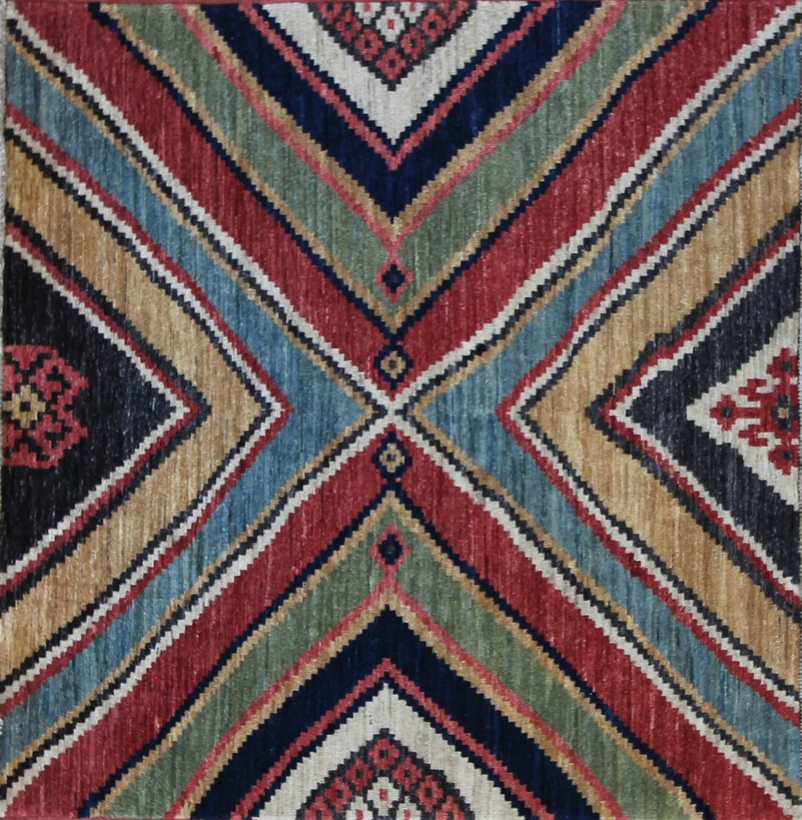615 Afghanistan, James Opie Collection, 4'1''x3'10''