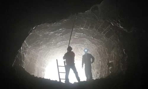 TunnelWideningHi.jpg