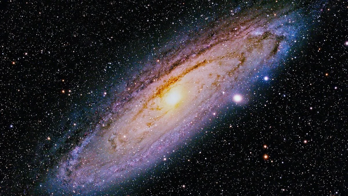 8 BOOKS EVERYONE SHOULD READ -- SAYS NEIL DEGRASSE TYSON