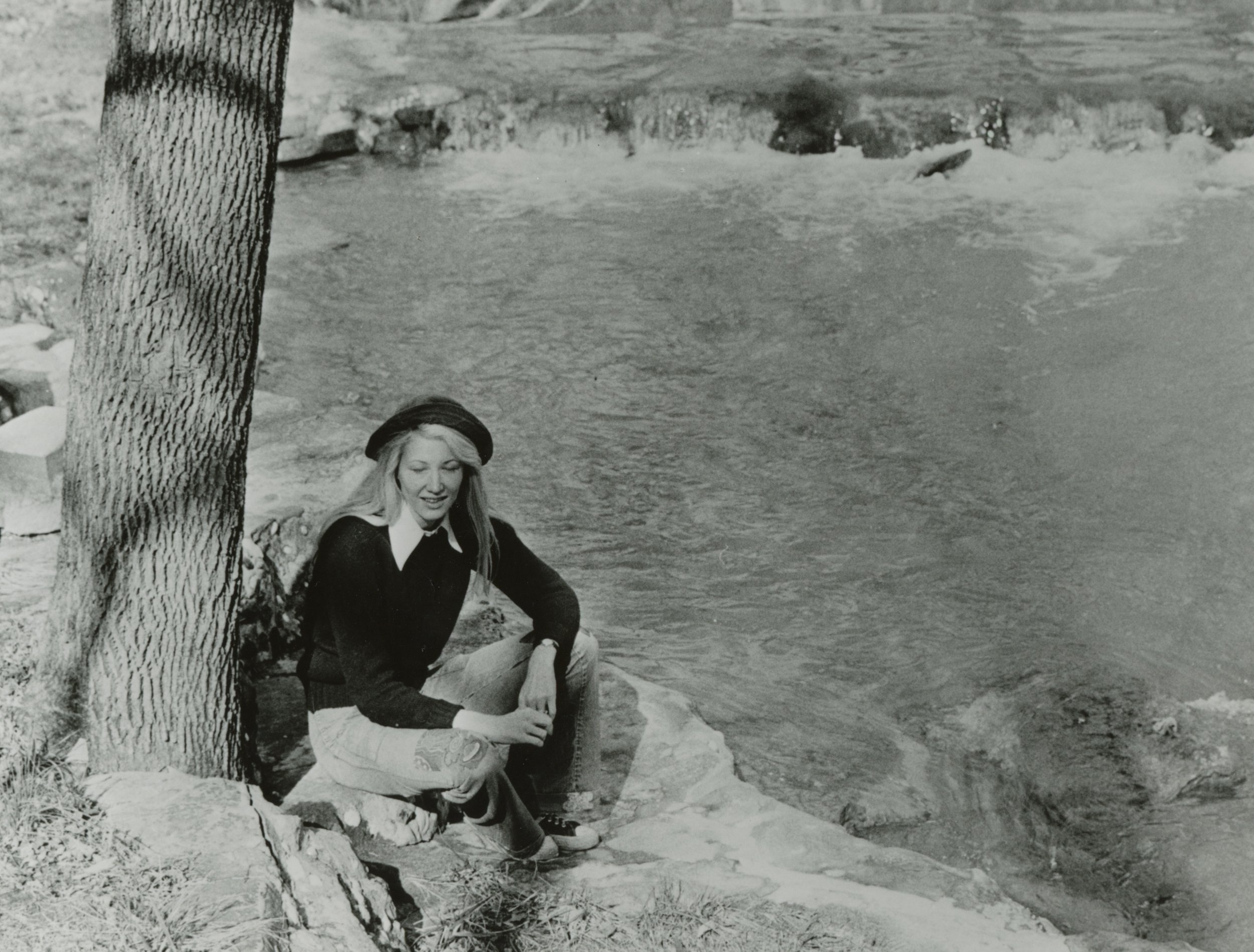 ANNIE AT THE CREEK