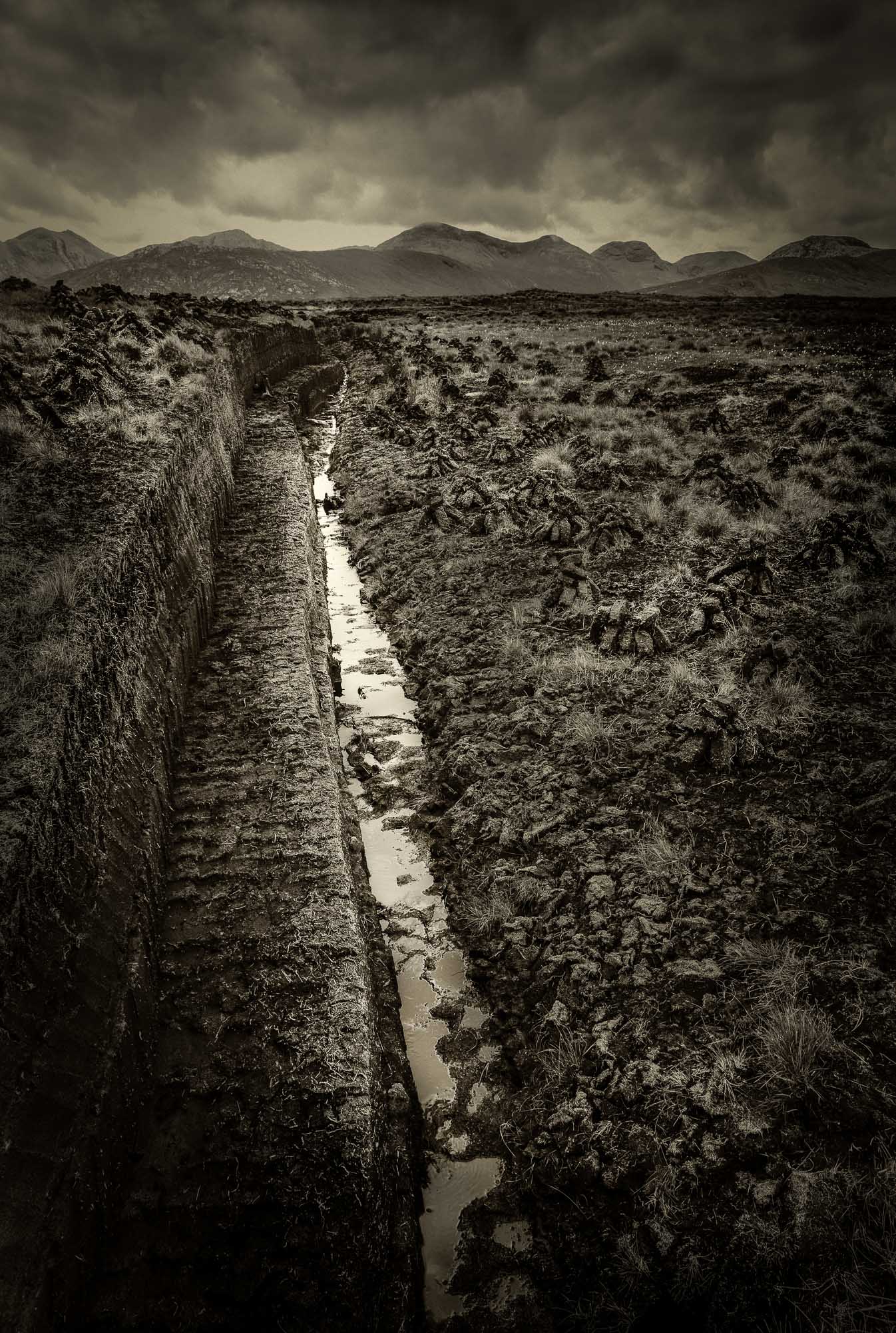 Peat cutting in the mountains