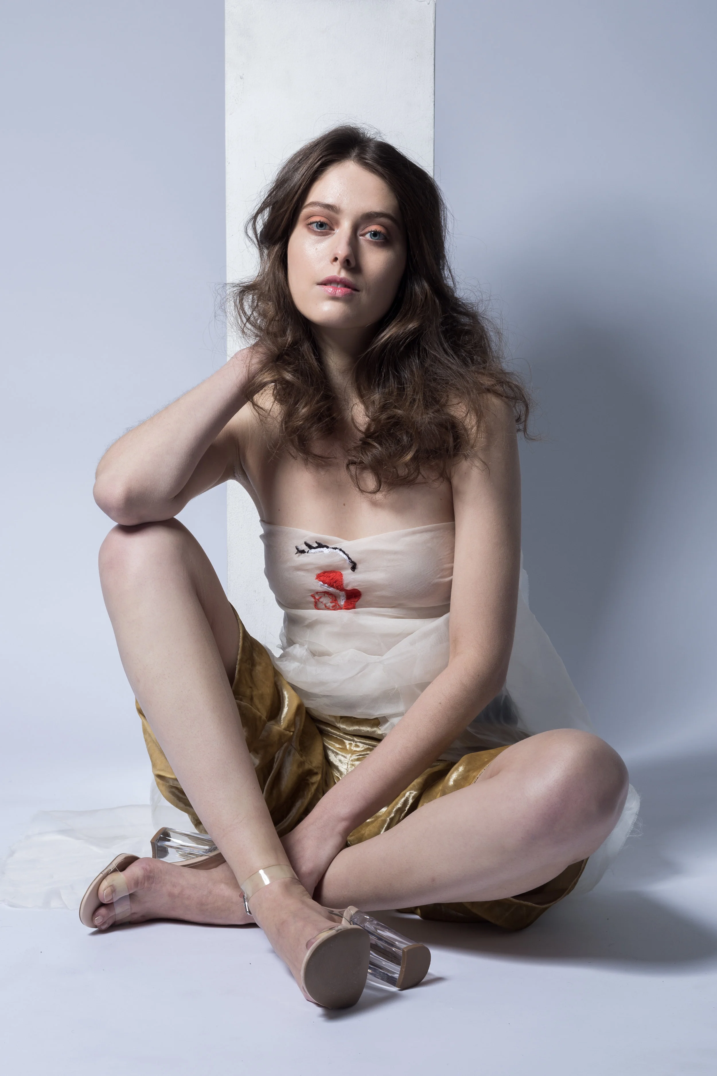 Francesca Longo (top) Victoria Aguilar (pants) Qupid (shoes) Makeup: Xiaofeng Zhu Hair: Lea Deloy Model: Inga Khurieva Photographer: Anushila Shaw 