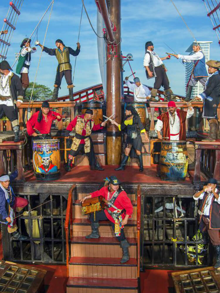 Pirate Ship Day - day show.jpg