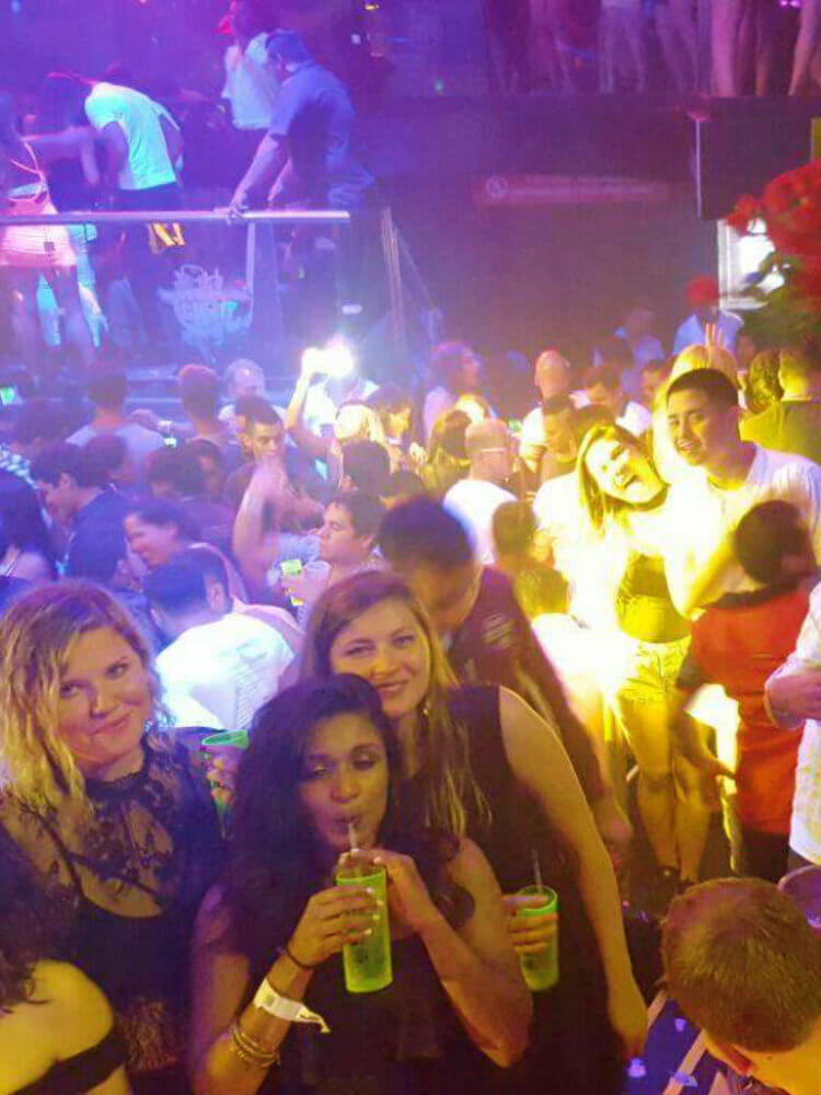 VIP Nightclub Tour - group.jpg