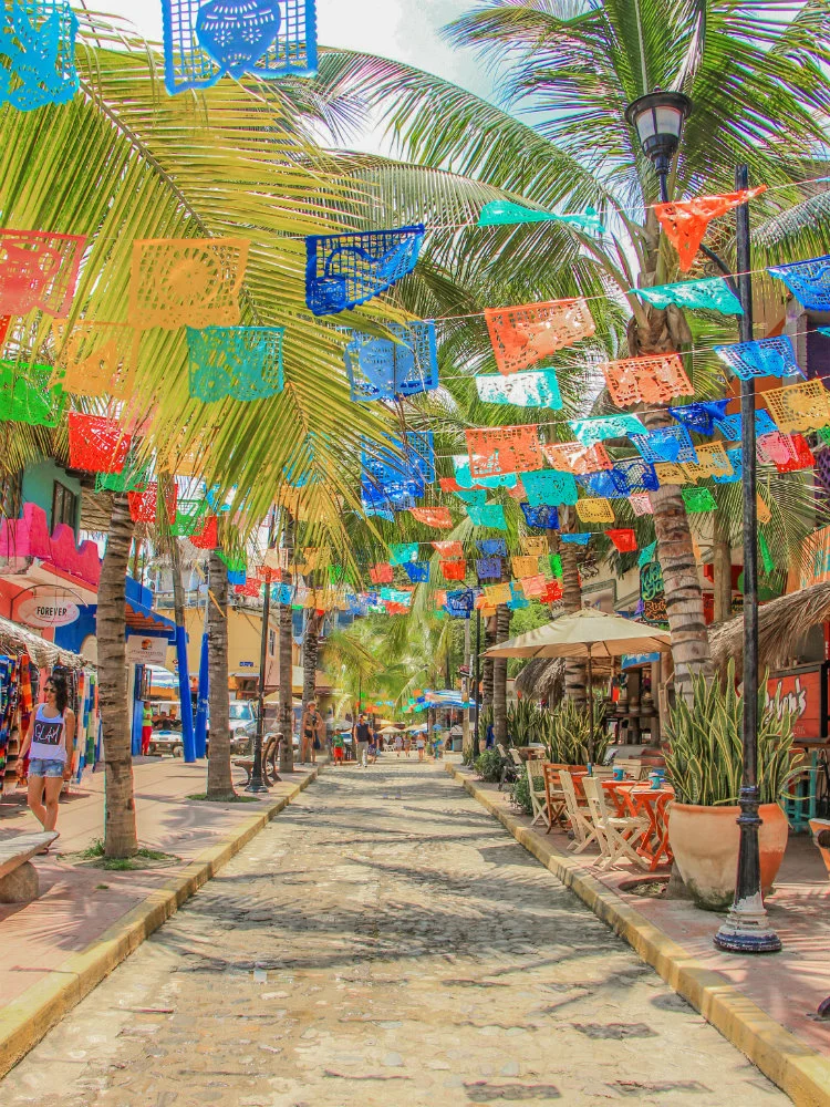 Sayulita Surf Trip - street view.jpg