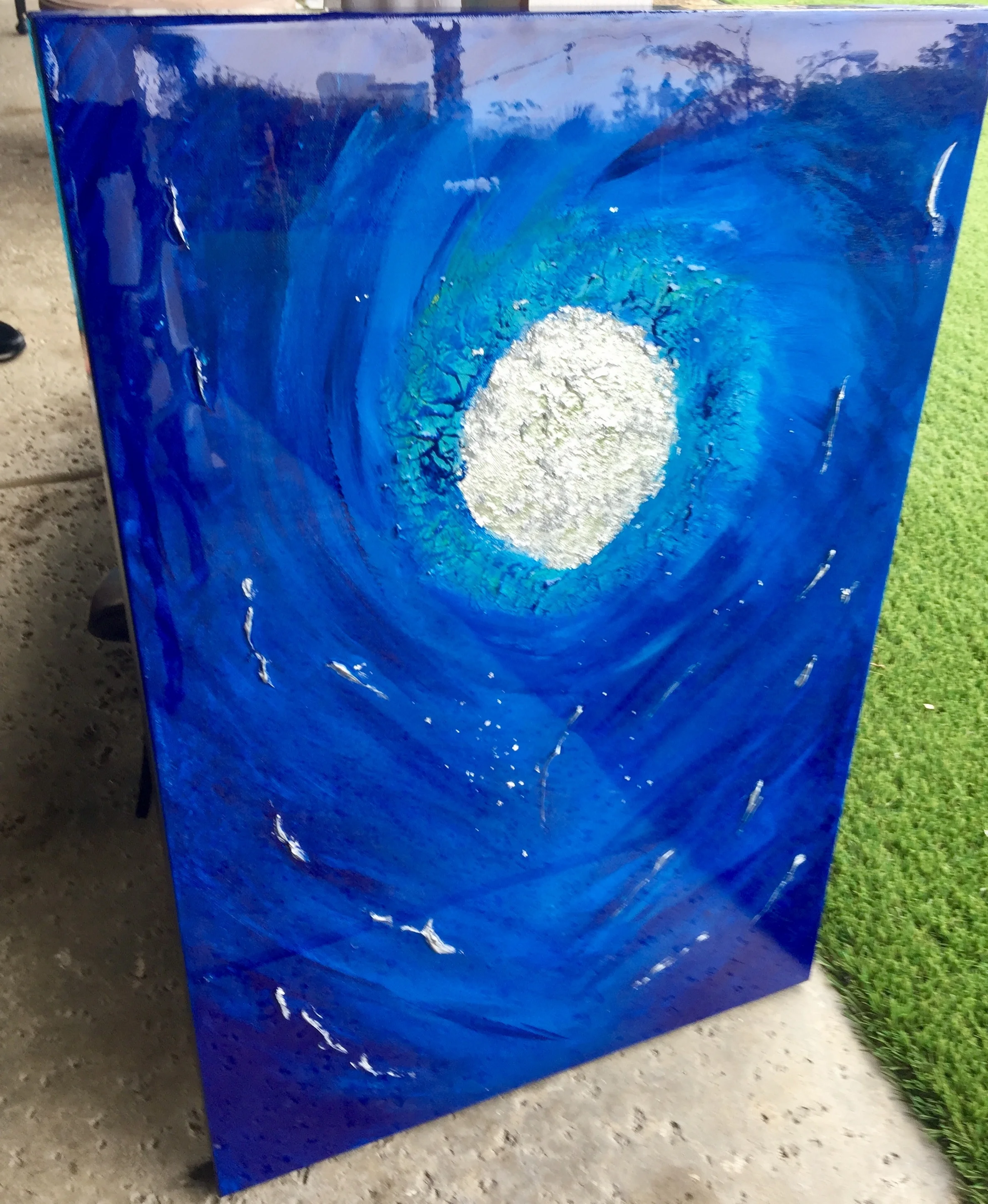 View of resin coating effect.