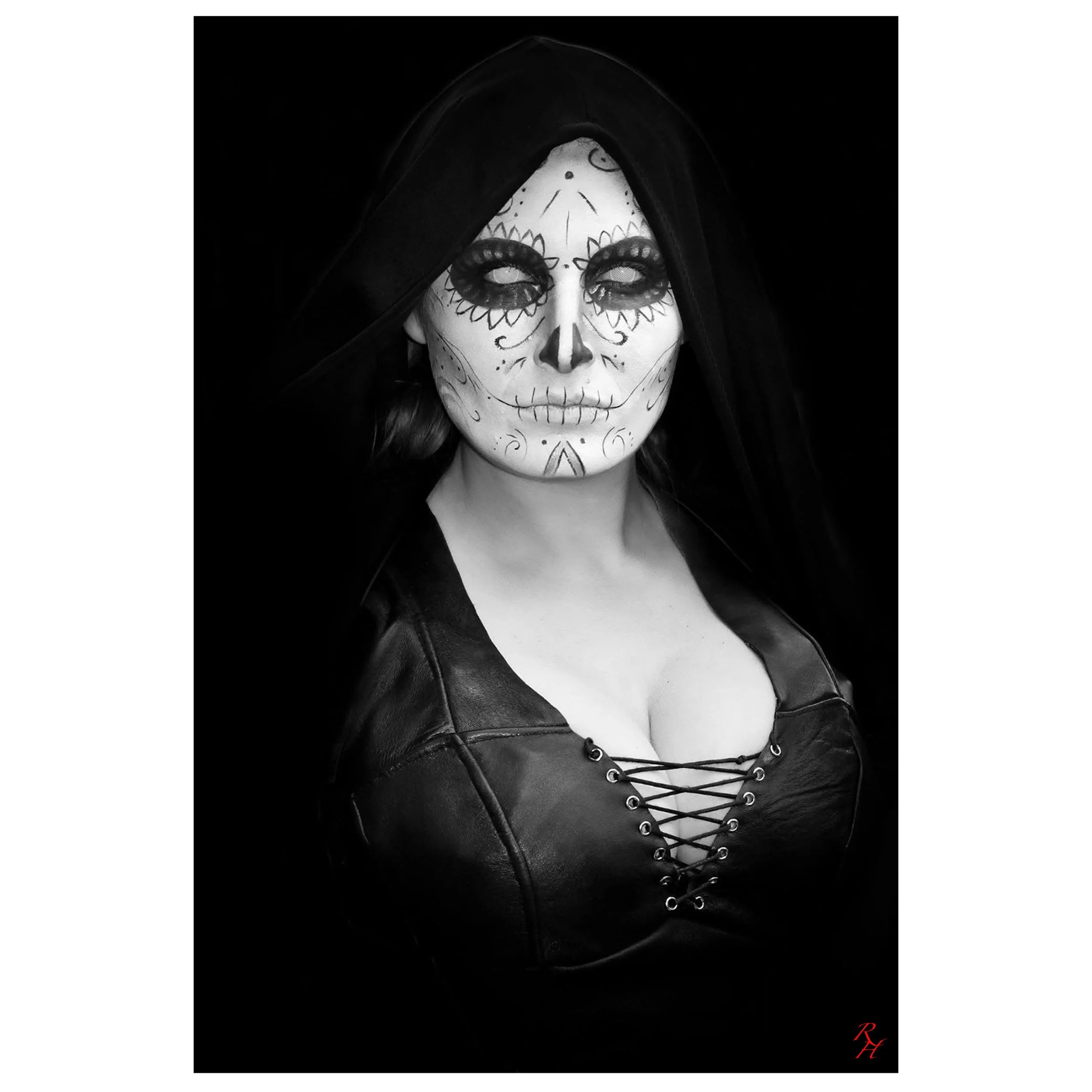 IMG_7292 INSTA 10x10 SIG Border 12x8 copy.jpg