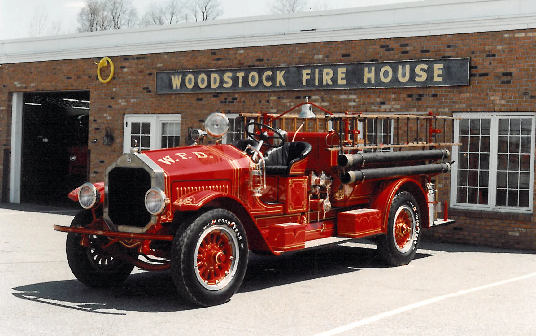 Restored 1923 Maxim fire engine