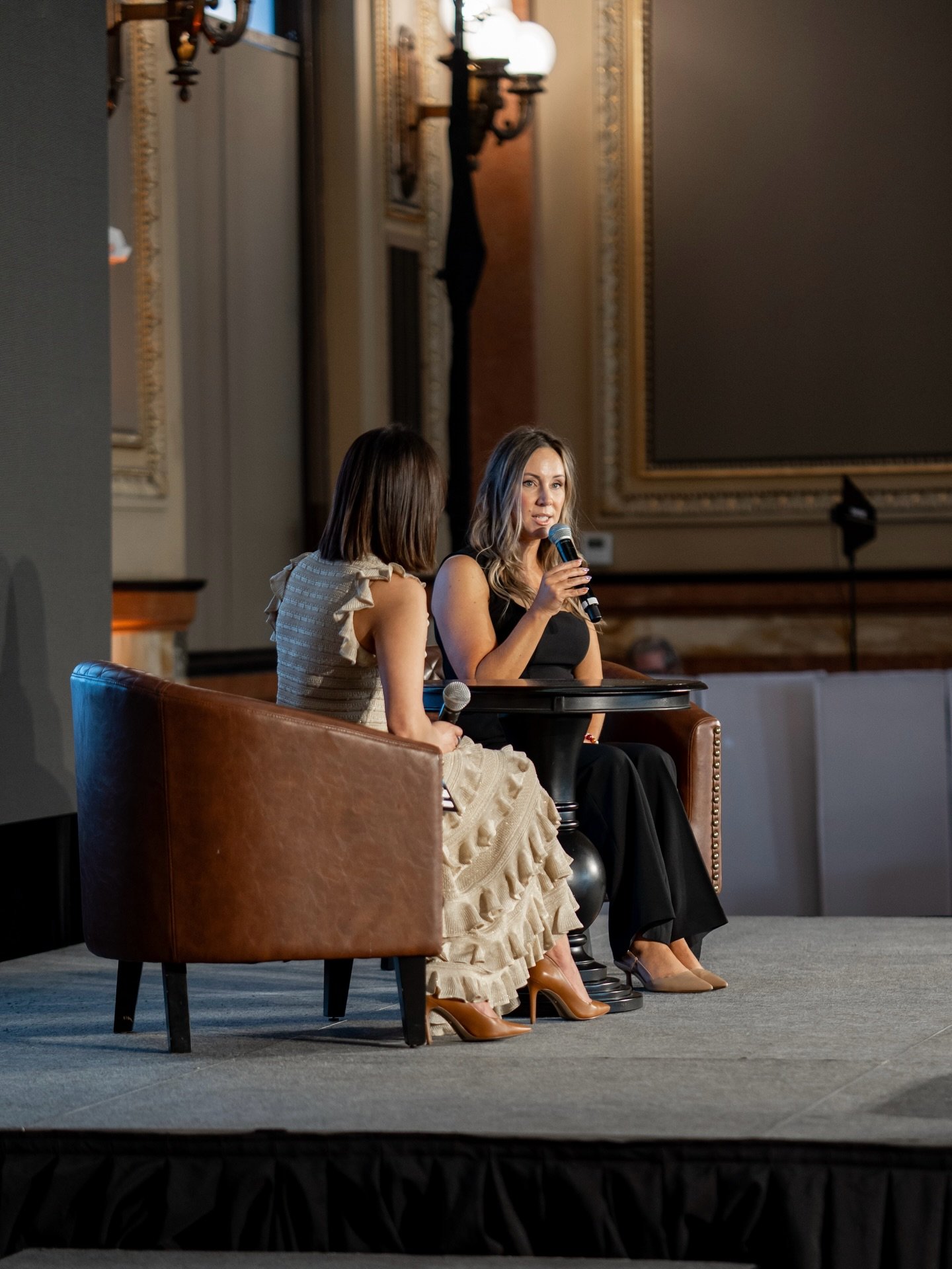 Be a BETTER Human. 

When life brings situations of chaos, conflict and struggle&hellip; you feel spun out, stressed, overwhelmed.

But then the opportunity arises for you to take back control of the ONLY thing you can&hellip;.

YOURSELF. 👊💥

Bette