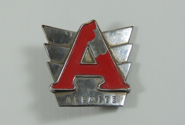 Alemite_Badge_intact.jpg