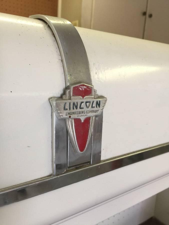 Lincoln_White_TX_Emblem.jpg