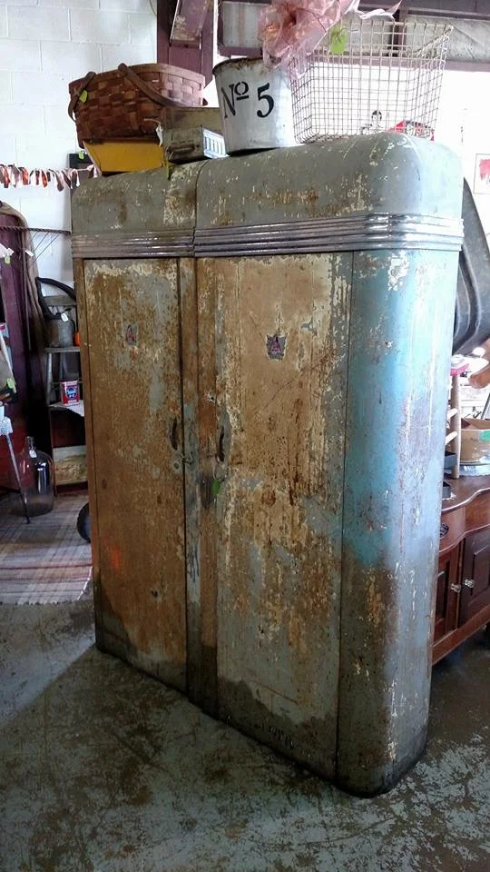 Alemite — SERVICE MERCHANDISERS 1940's & 50's