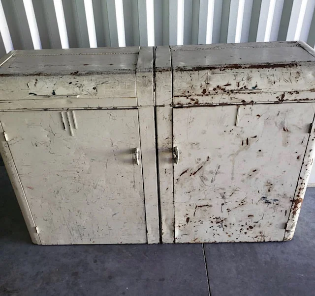 Lincoln_underwindow_Cabinets.jpg