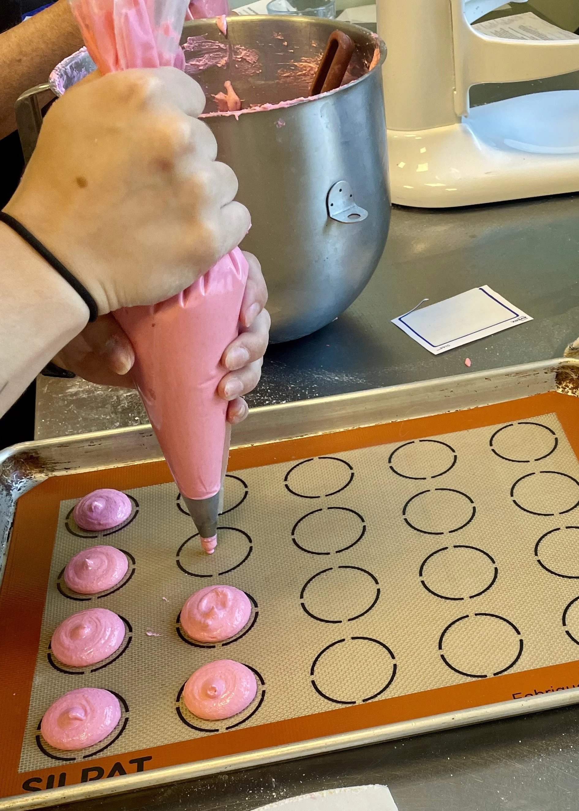 AMIE-Academie-French-Macarons-Class15.JPEG