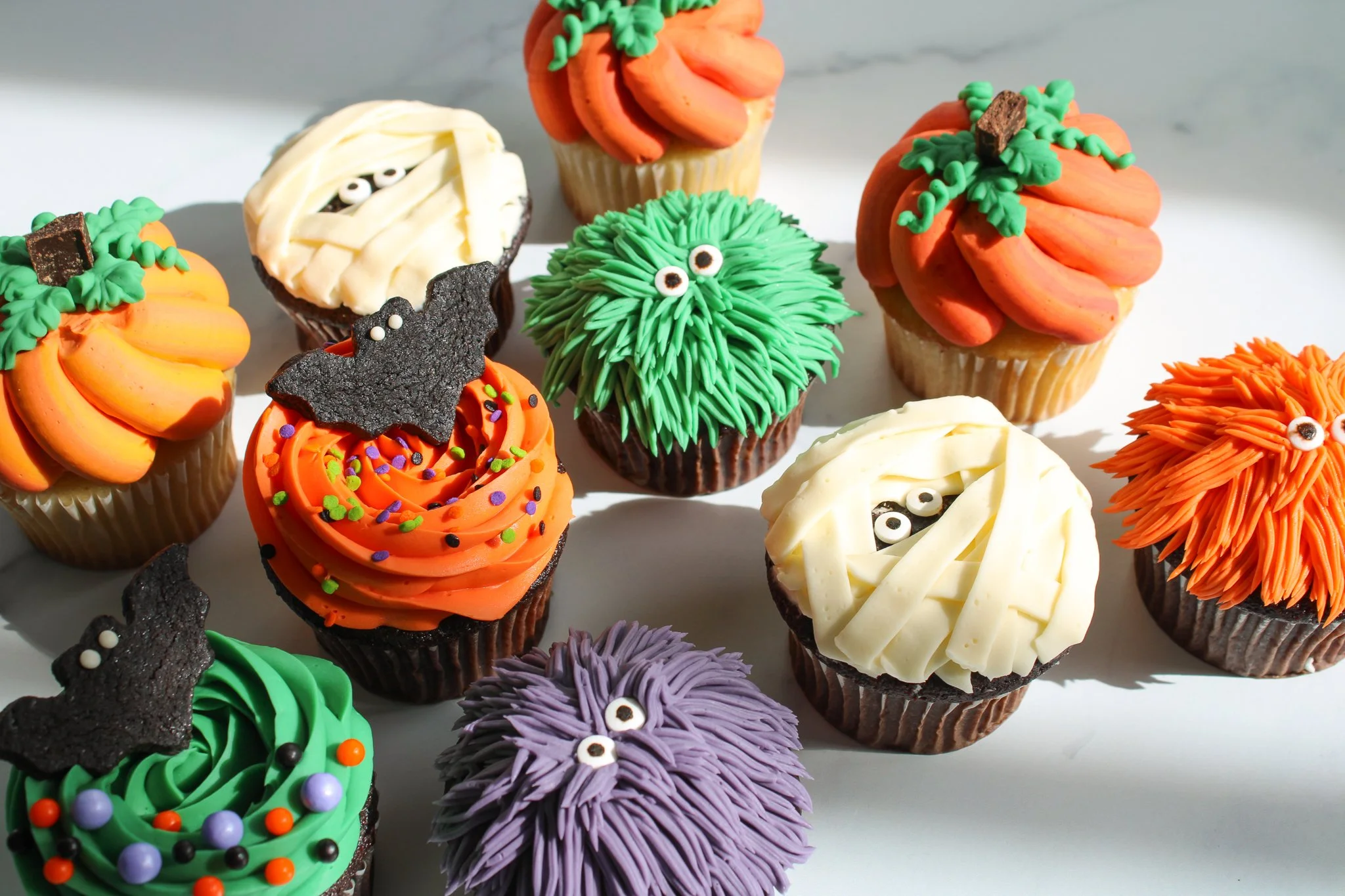 AMIE-Bakery-Halloween-Cupcakes.jpg