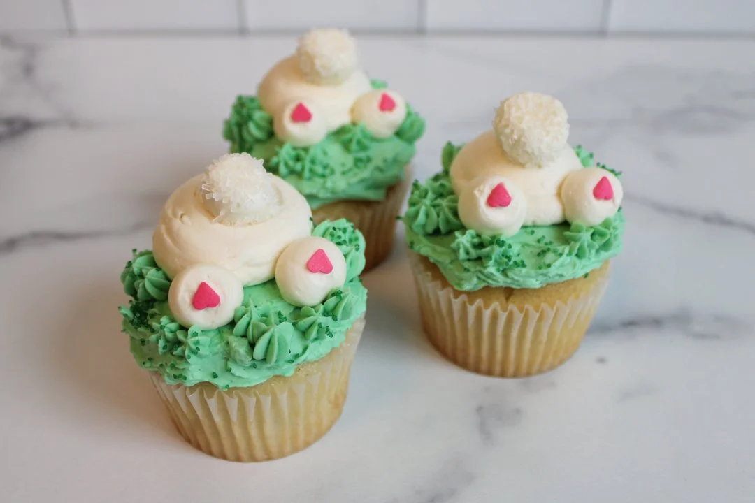 AMIE-Bakery-Easter-Cupcakes-Bunny-Butts.jpg