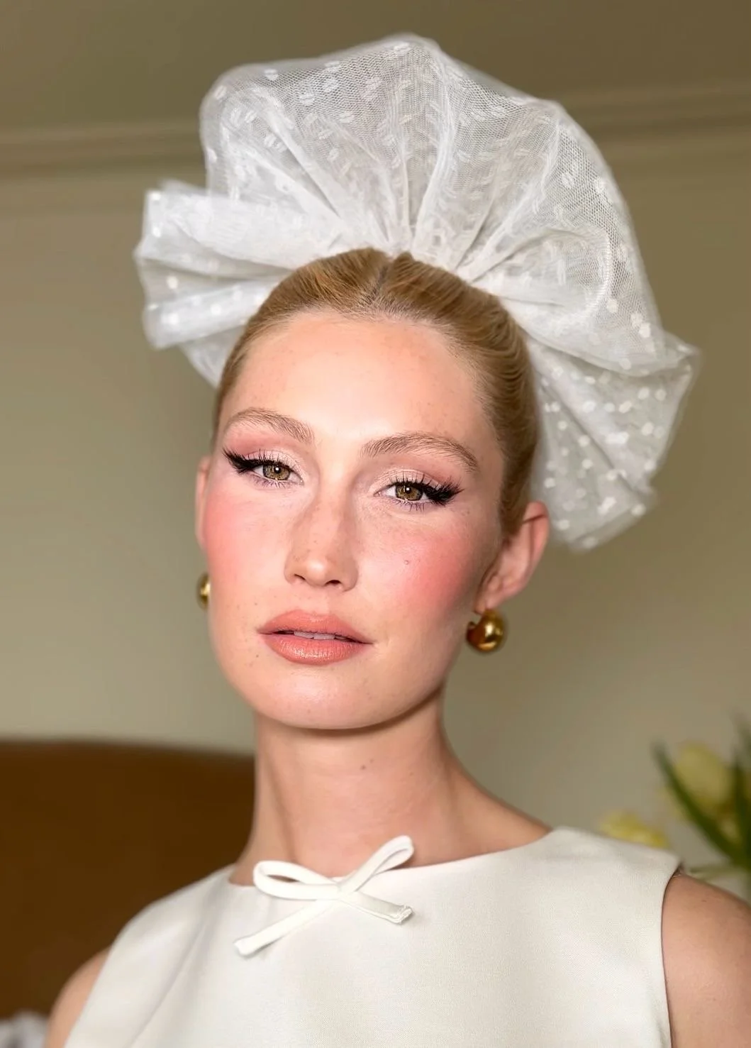Bride - lace scrunchie.JPG