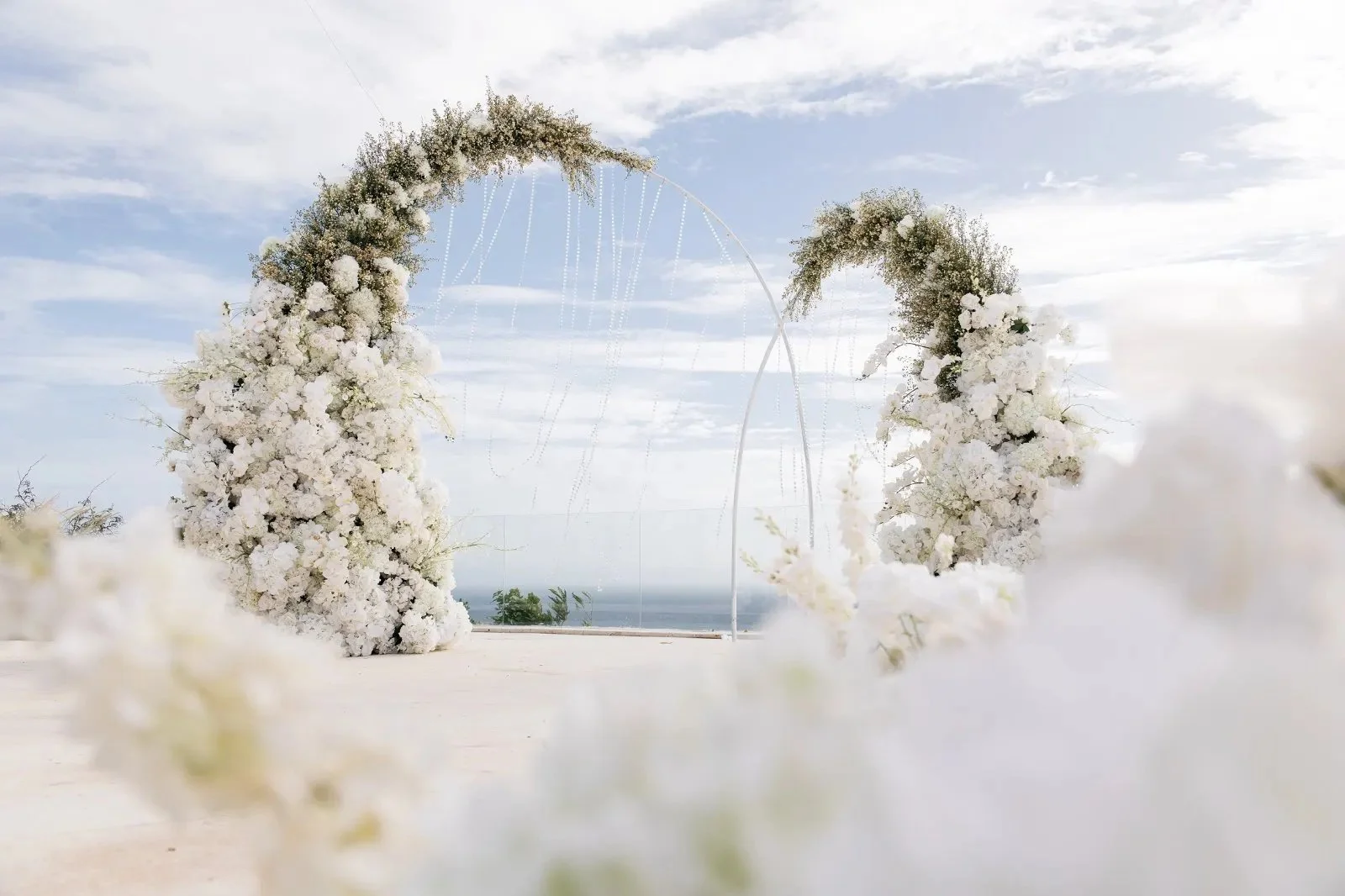 05-white-floral-arch.jpg