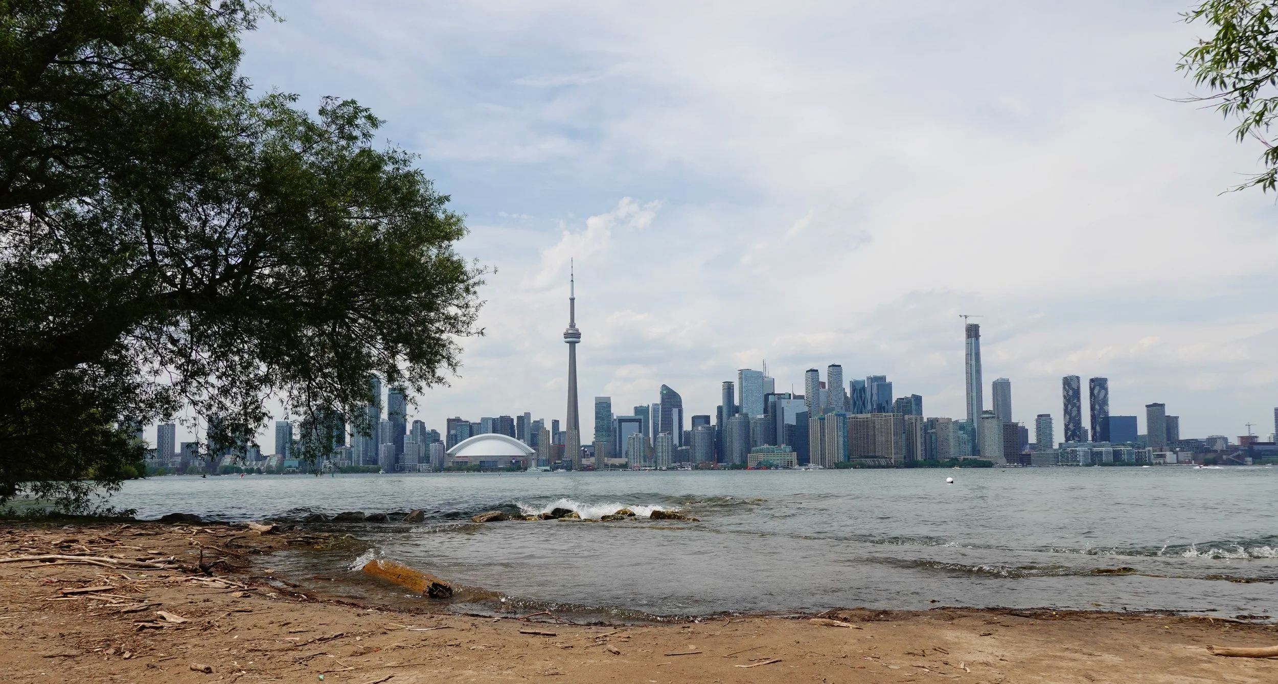 City Girl Travel Guide to Toronto